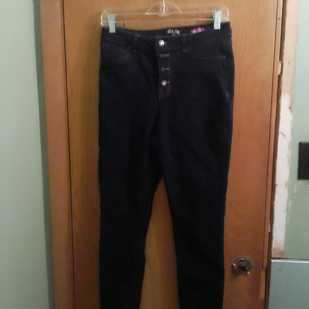 Elegant High Rise Women's Jeans in Blue